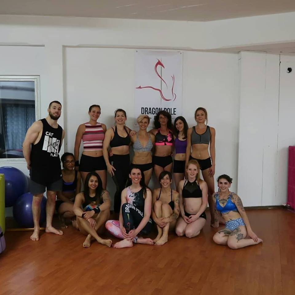 Workshop pole dance avec heidi Coker